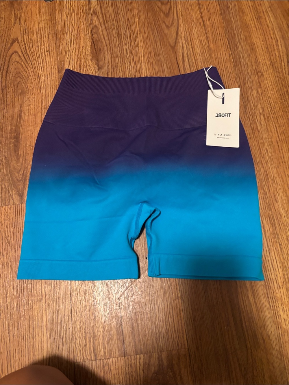 Women's Ombre Purple to Teal Seamless Workout Shorts